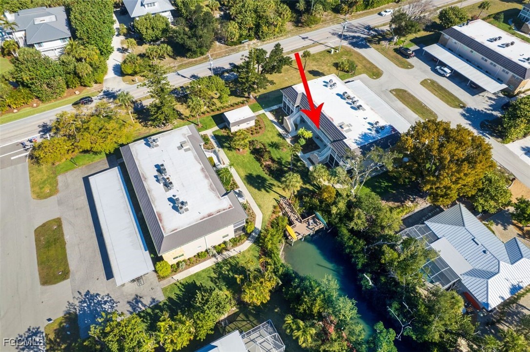 601 Periwinkle Way, Unit D7 Sanibel, FL 33957 - Photo 5 of 27