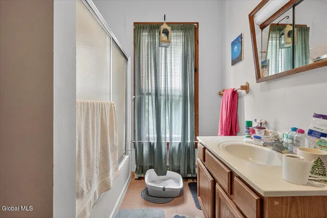 $175,000 | 80 West Main Street, Johnstown, NY 12095