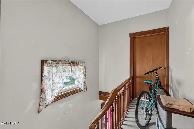 $175,000 | 80 West Main Street, Johnstown, NY 12095