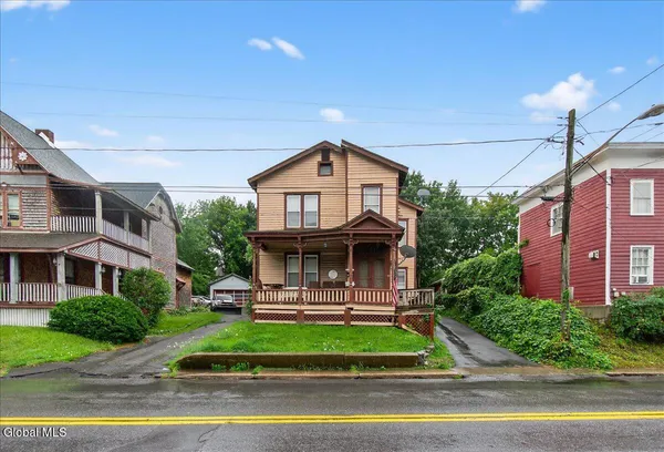 $175,000 | 80 West Main Street, Johnstown, NY 12095