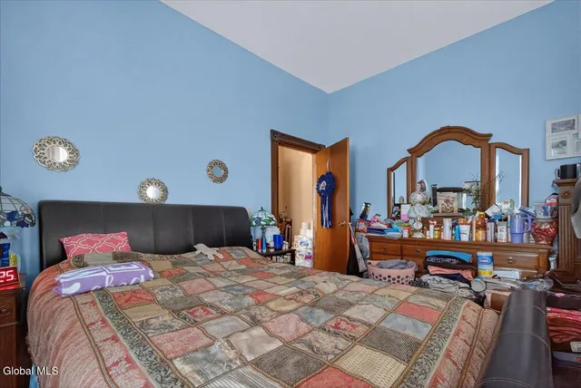 $175,000 | 80 West Main Street, Johnstown, NY 12095