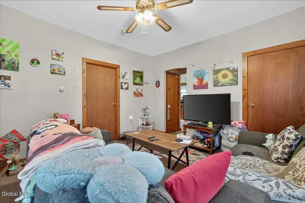 $175,000 | 80 West Main Street, Johnstown, NY 12095