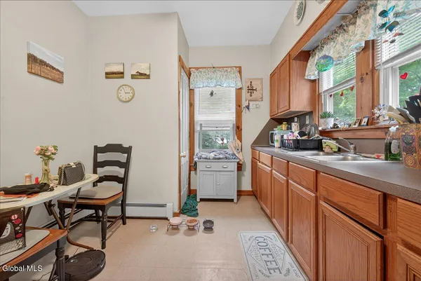 $175,000 | 80 West Main Street, Johnstown, NY 12095