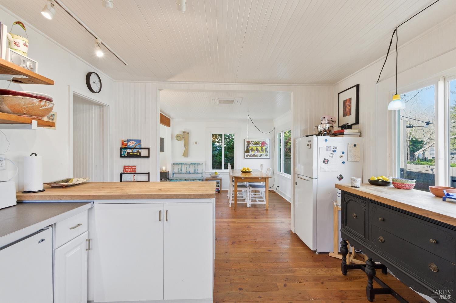 7613 Washington Avenue Sebastopol, CA 95472 - Photo 17 of 41