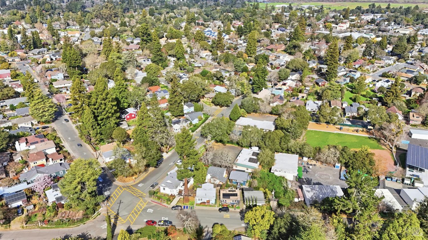 7613 Washington Avenue Sebastopol, CA 95472 - Photo 38 of 41