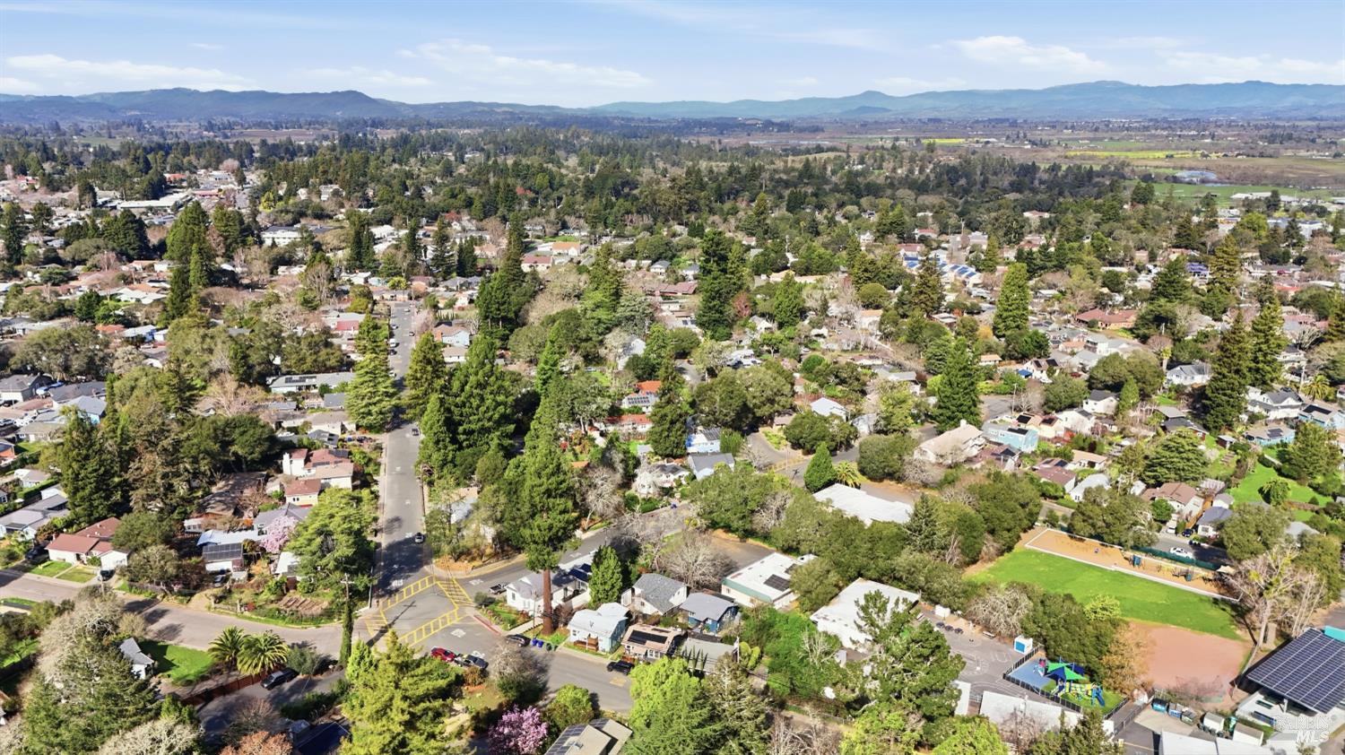 7613 Washington Avenue Sebastopol, CA 95472 - Photo 40 of 41