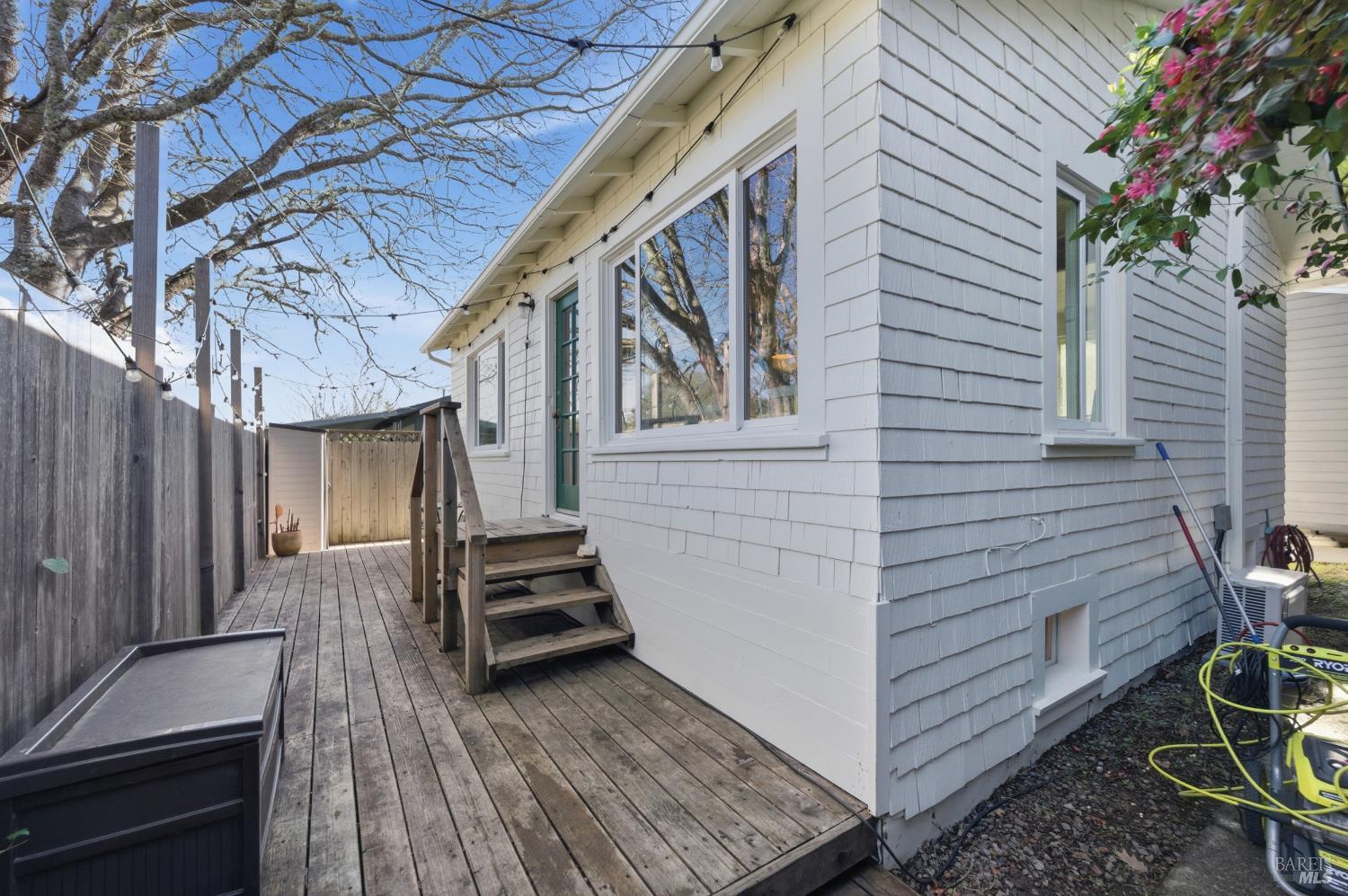 7613 Washington Avenue Sebastopol, CA 95472 - Photo 8 of 41