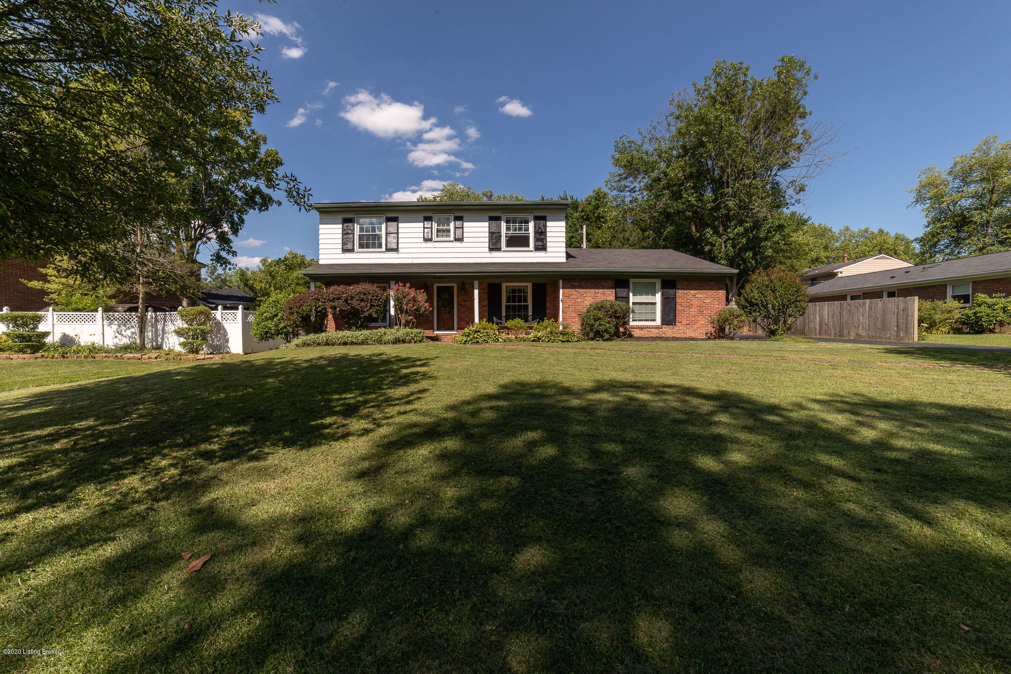 213 Blue Ridge Road Louisville, KY 40223 - Photo 1 of 73 BlueRidge001