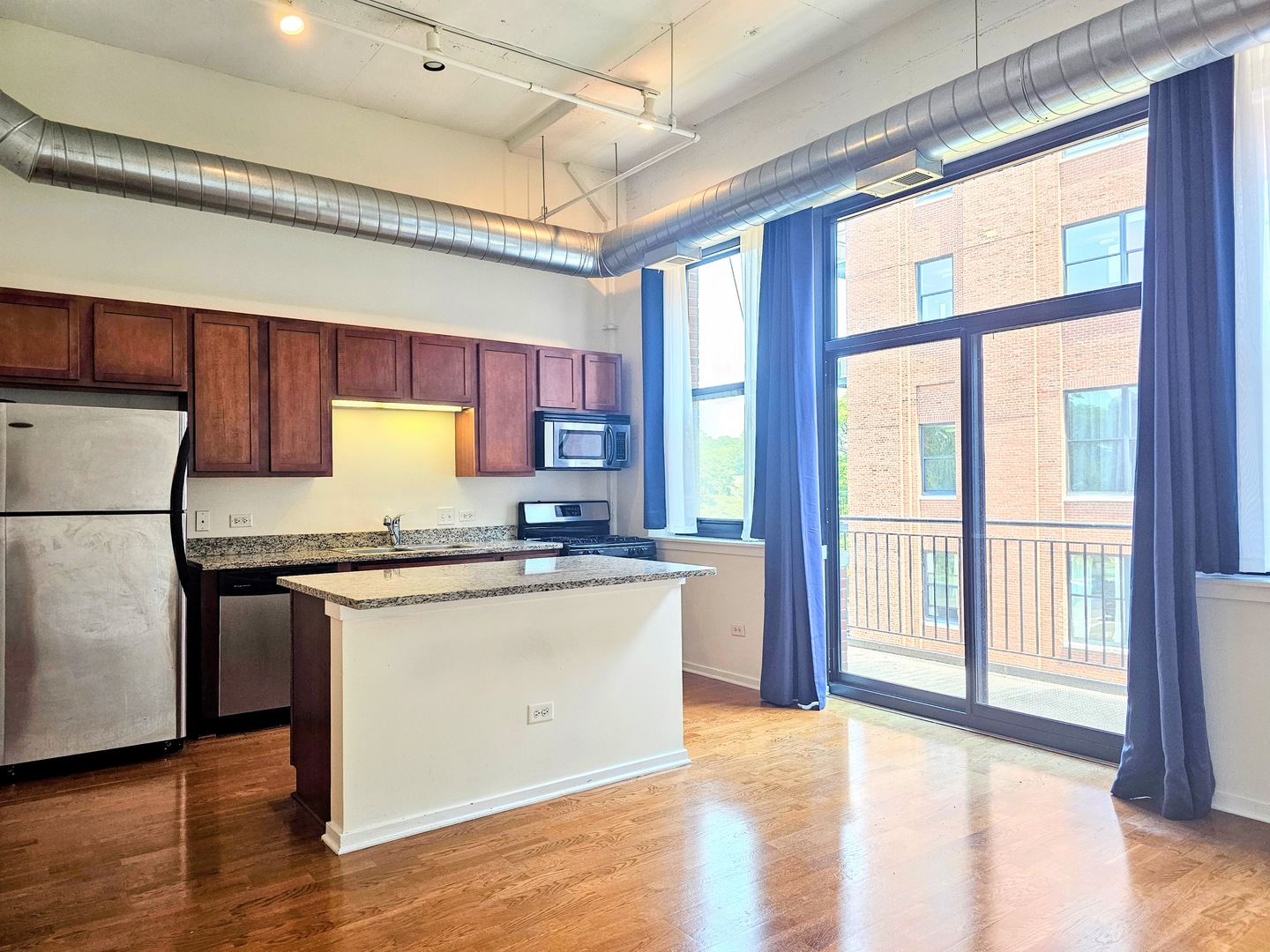 2323 West Pershing Road, Unit 333 Chicago, IL 60609 - Photo 6 of 22 Gallery Image 6