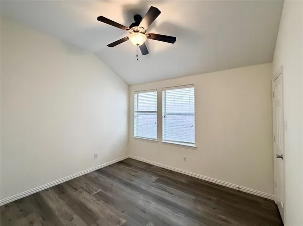 $2,350 | 211 Parakeet Drive, Little Elm, TX 75068
