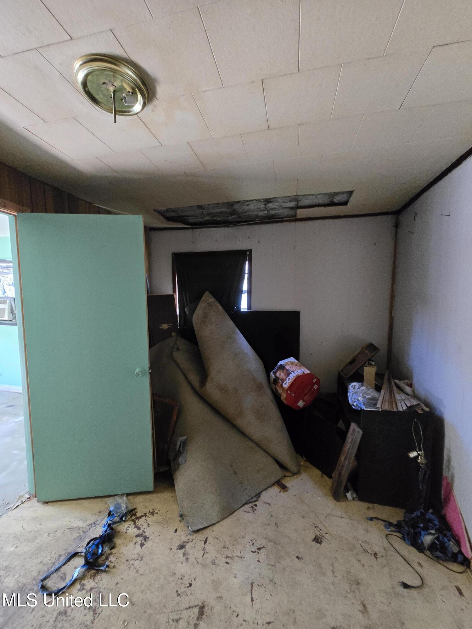 1135 McConkey Street Laurel, MS 39440 - Photo 14 of 30 Bedroom 3 (4)