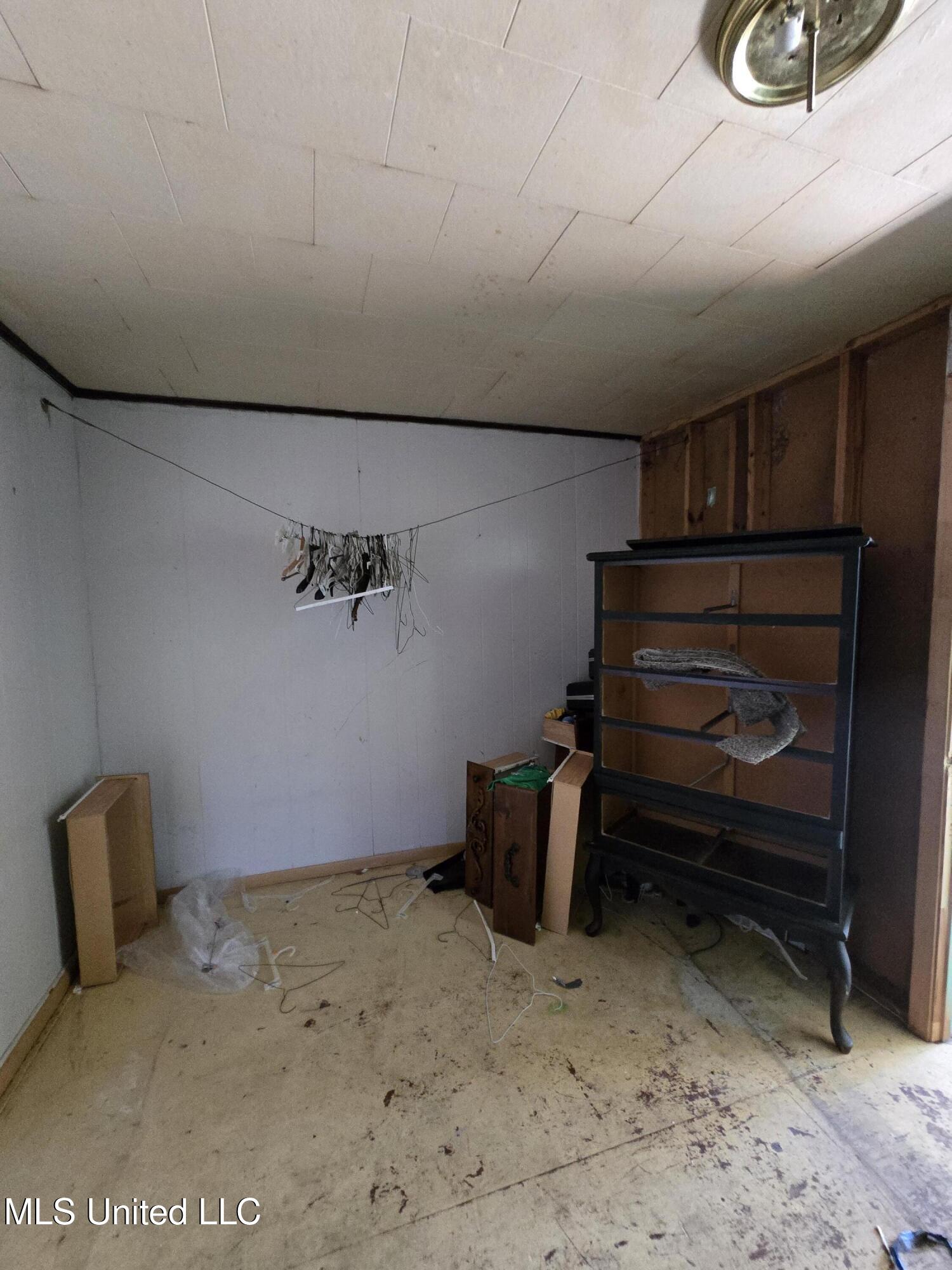 1135 McConkey Street Laurel, MS 39440 - Photo 15 of 30 Bedroom 3 (5)