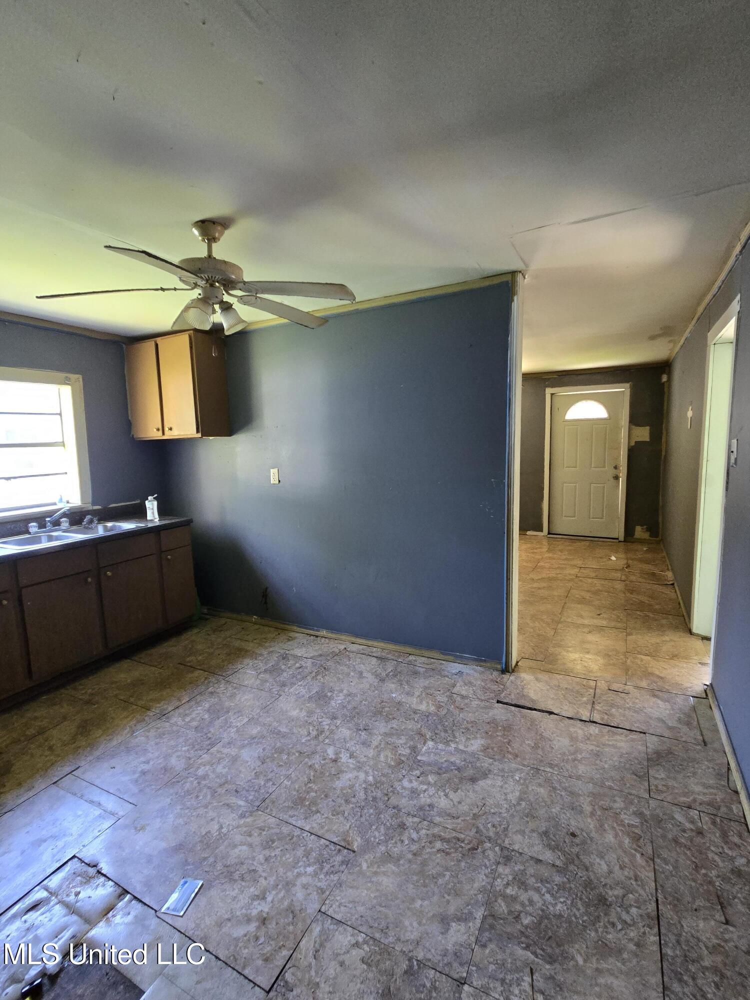 1135 McConkey Street Laurel, MS 39440 - Photo 17 of 30 Kitchen (1)