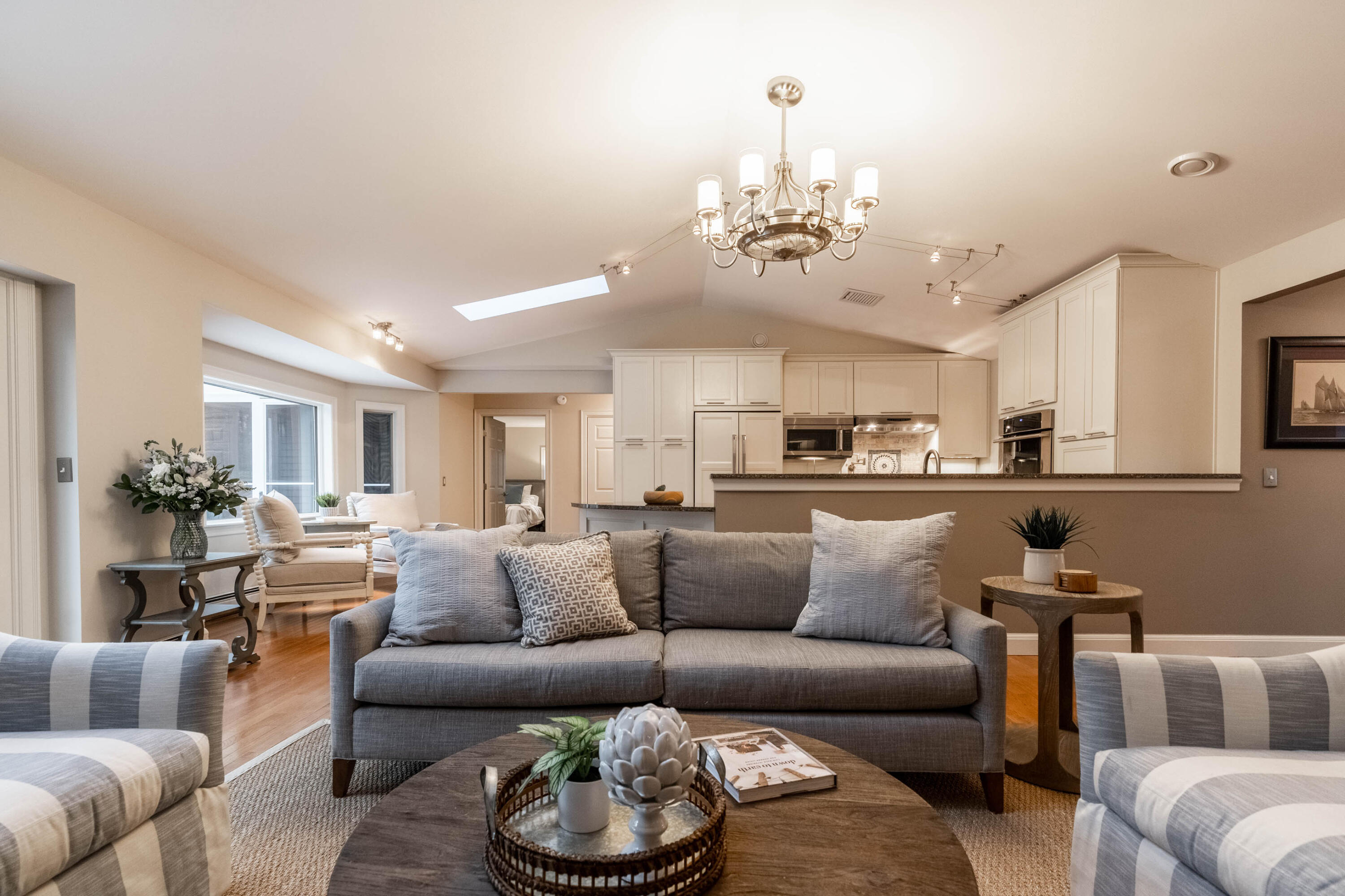 19 Conifer Ridge Cumberland Foreside, ME 04110 - Photo 6 of 38 3-Interior-47