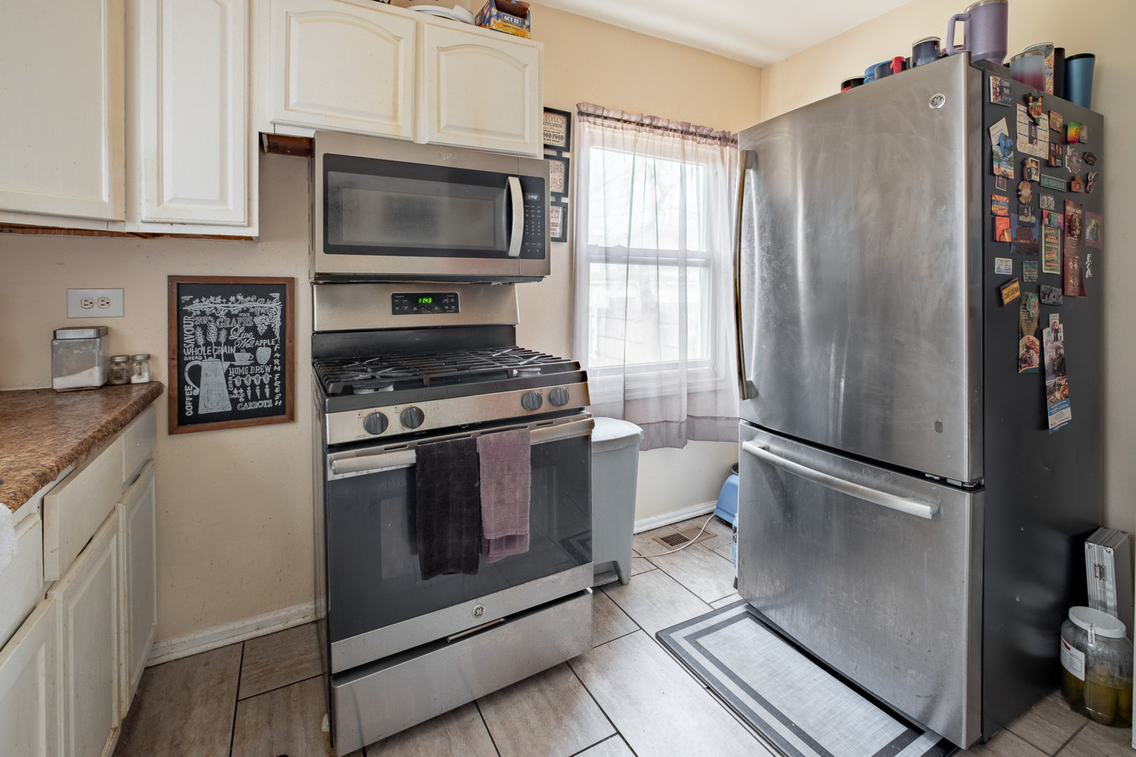 12416 South Princeton Avenue Chicago, IL 60628 - Photo 3 of 29