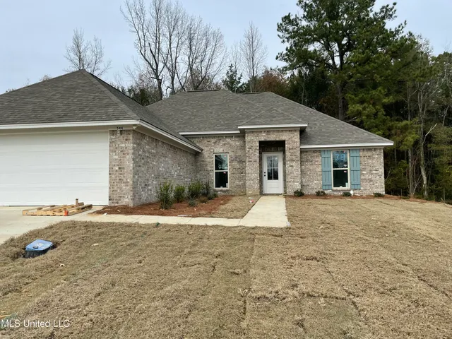 $299,999 | 544 Patrick Farms Drive, Pearl, MS 39208