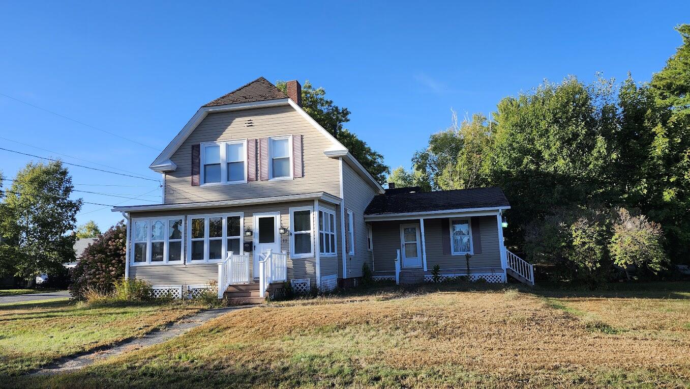 17 Bates Street Millinocket, ME 04462 - Photo 37 of 38 1
