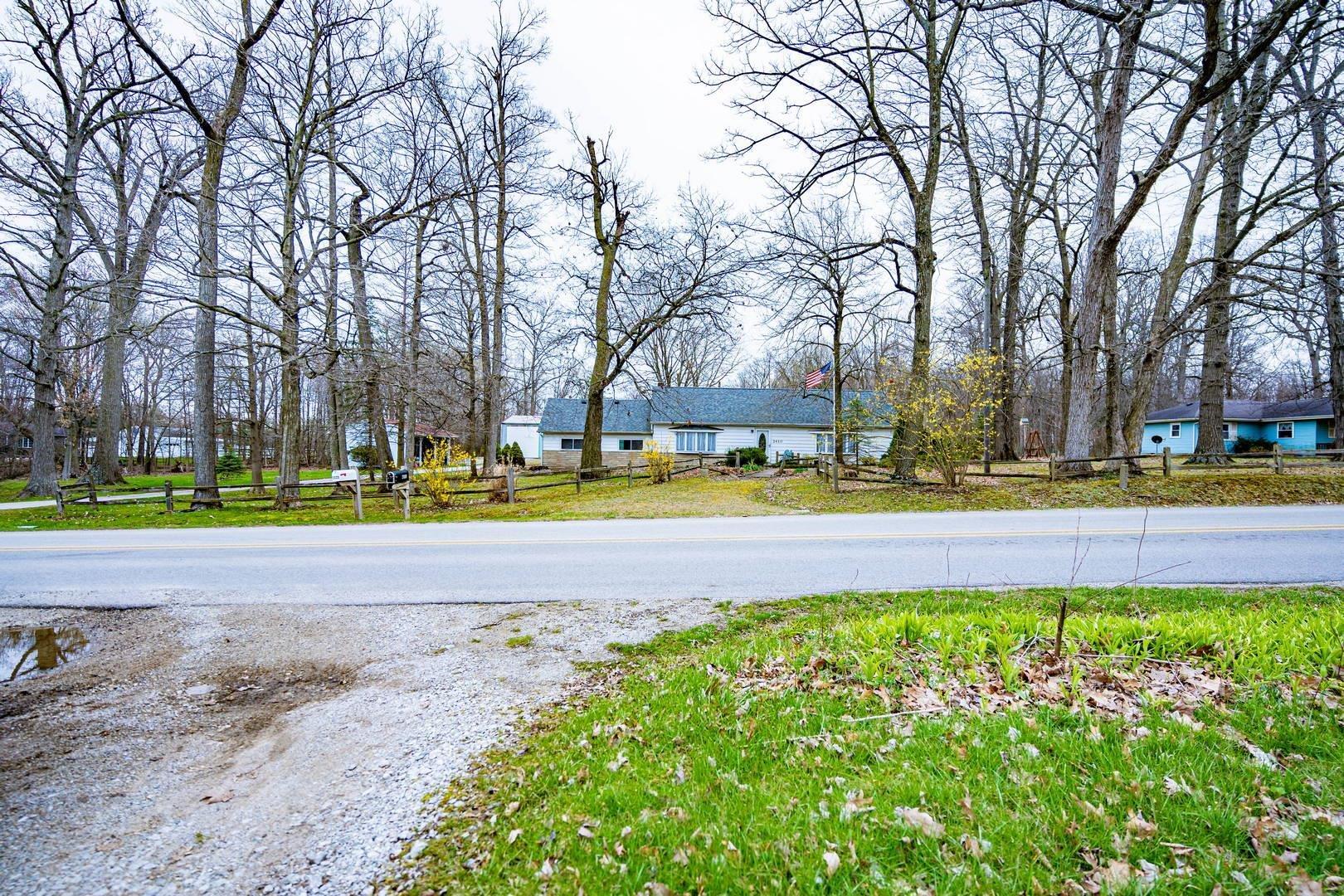 2410 Kroemer Road Fort Wayne, IN 46808 - Photo 3 of 23