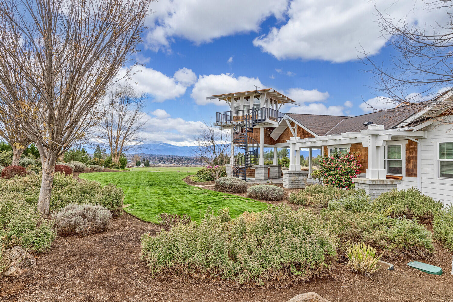 2255 Coker Butte Road Medford, OR 97504 - Photo 6 of 102 07_CBR_7_mls