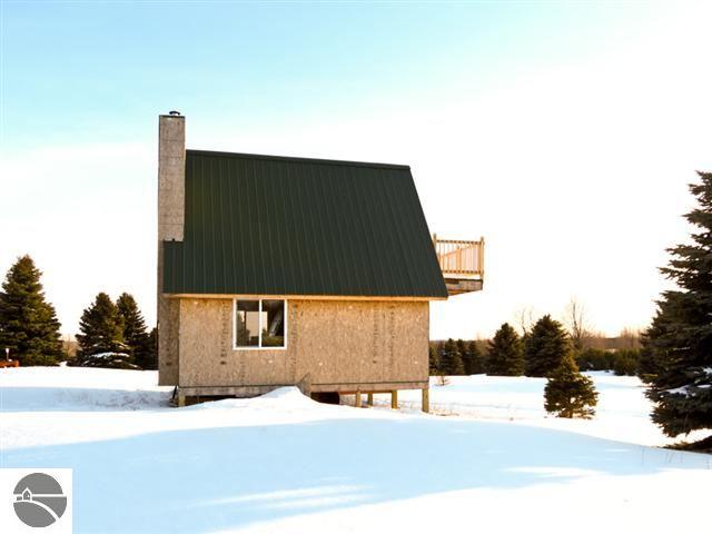 1 Litzen Road Copemish, MI 49625 - Photo 7 of 11 1743026-6.JPG