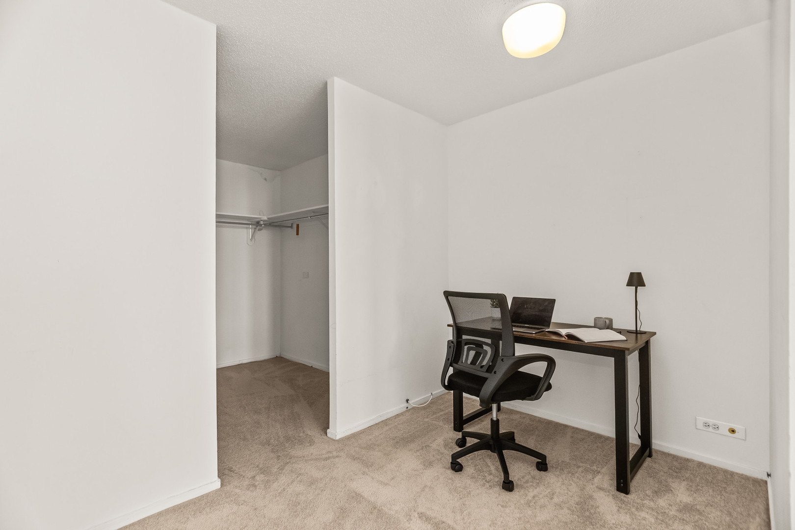 6700 South South Shore Drive, Unit 9D9E Chicago, IL 60649 - Photo 11 of 20 a view of a workspace with furniture