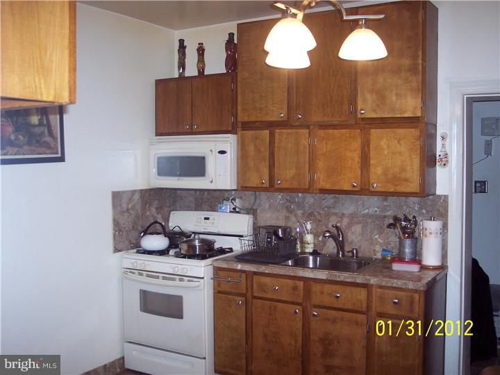 1345 East Rittenhouse Street Philadelphia, PA 19138 - Photo 7 of 12 Kitchen