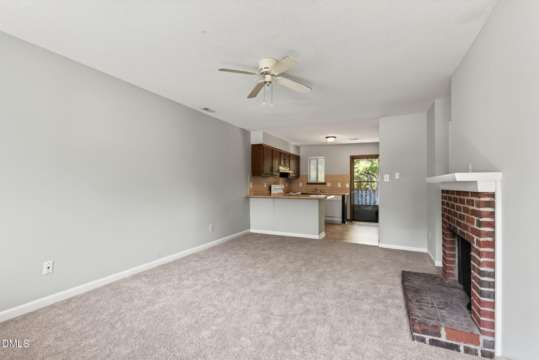 4554 North New Hope Road Raleigh, NC 27604 - Photo 4 of 18 4-web-or-mls-DSC03892