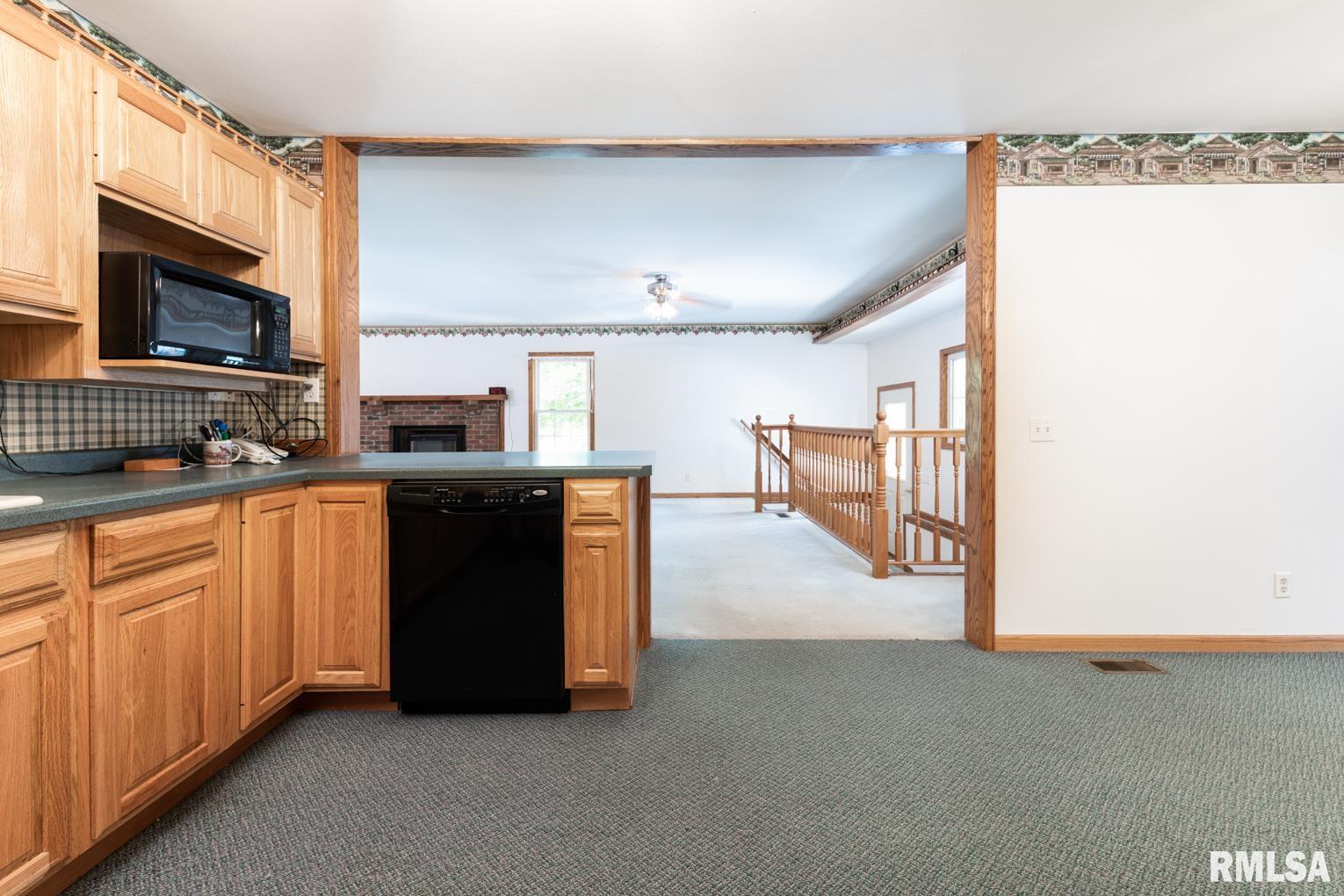 26822 Kinderhook Road Browning, IL 62624 - Photo 4 of 33