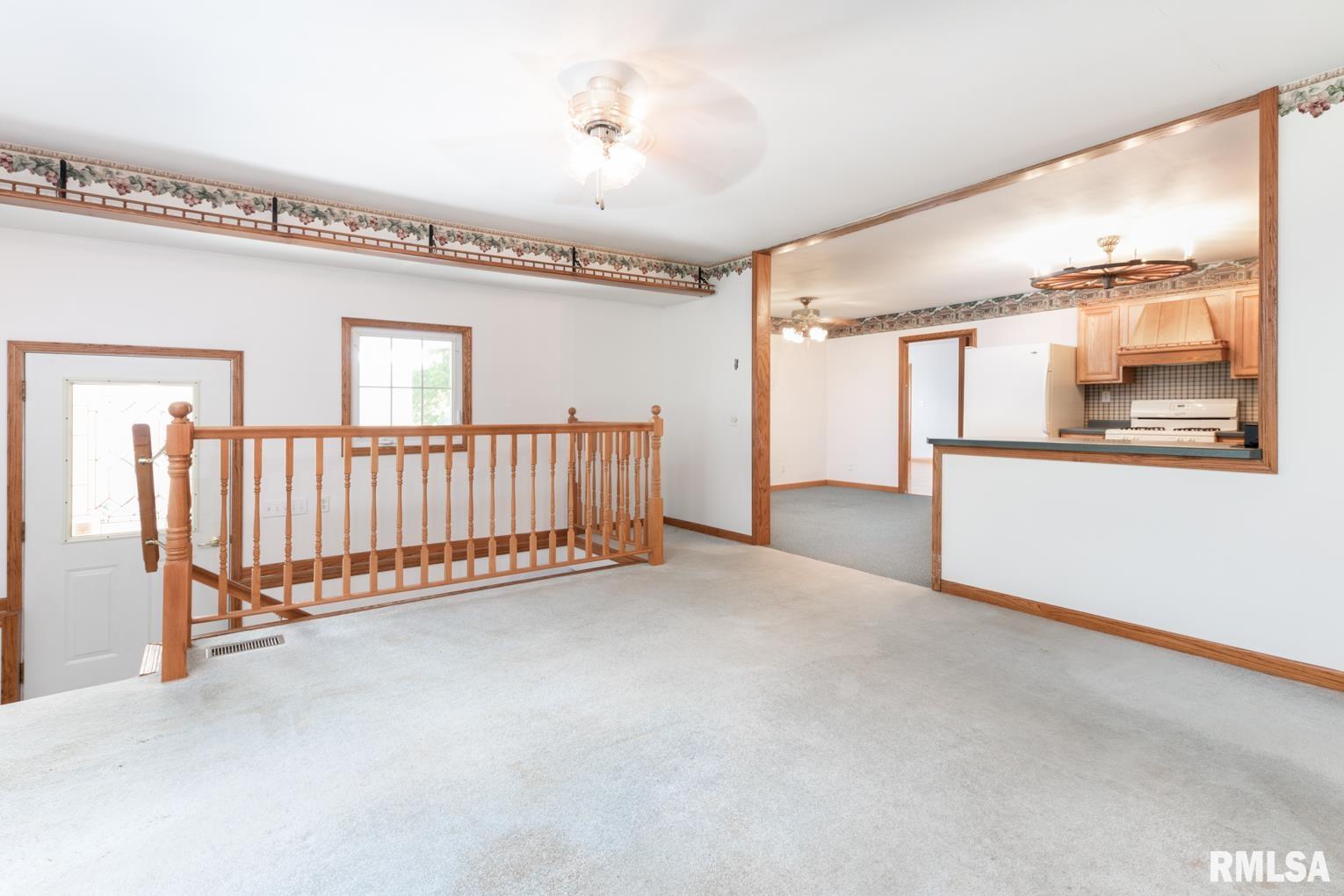 26822 Kinderhook Road Browning, IL 62624 - Photo 8 of 33