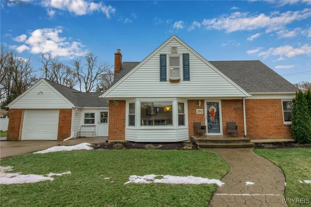 $299,000 | 292 East Prospect Avenue, Hamburg, NY 14075