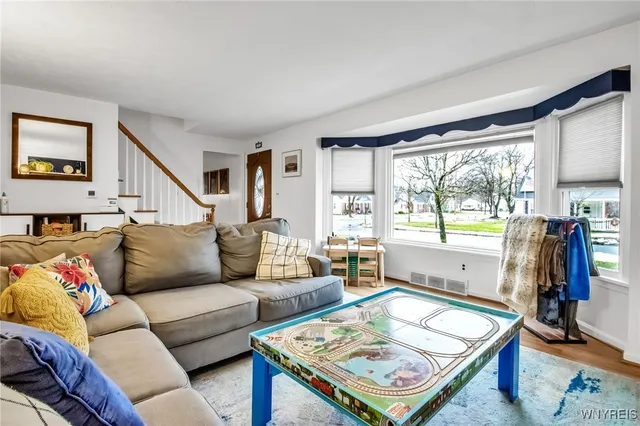 $299,000 | 292 East Prospect Avenue, Hamburg, NY 14075