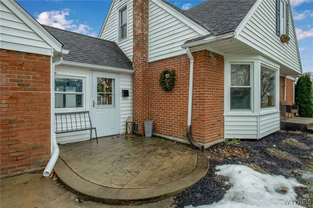 $299,000 | 292 East Prospect Avenue, Hamburg, NY 14075