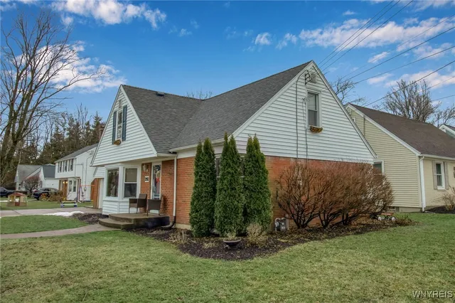 $299,000 | 292 East Prospect Avenue, Hamburg, NY 14075