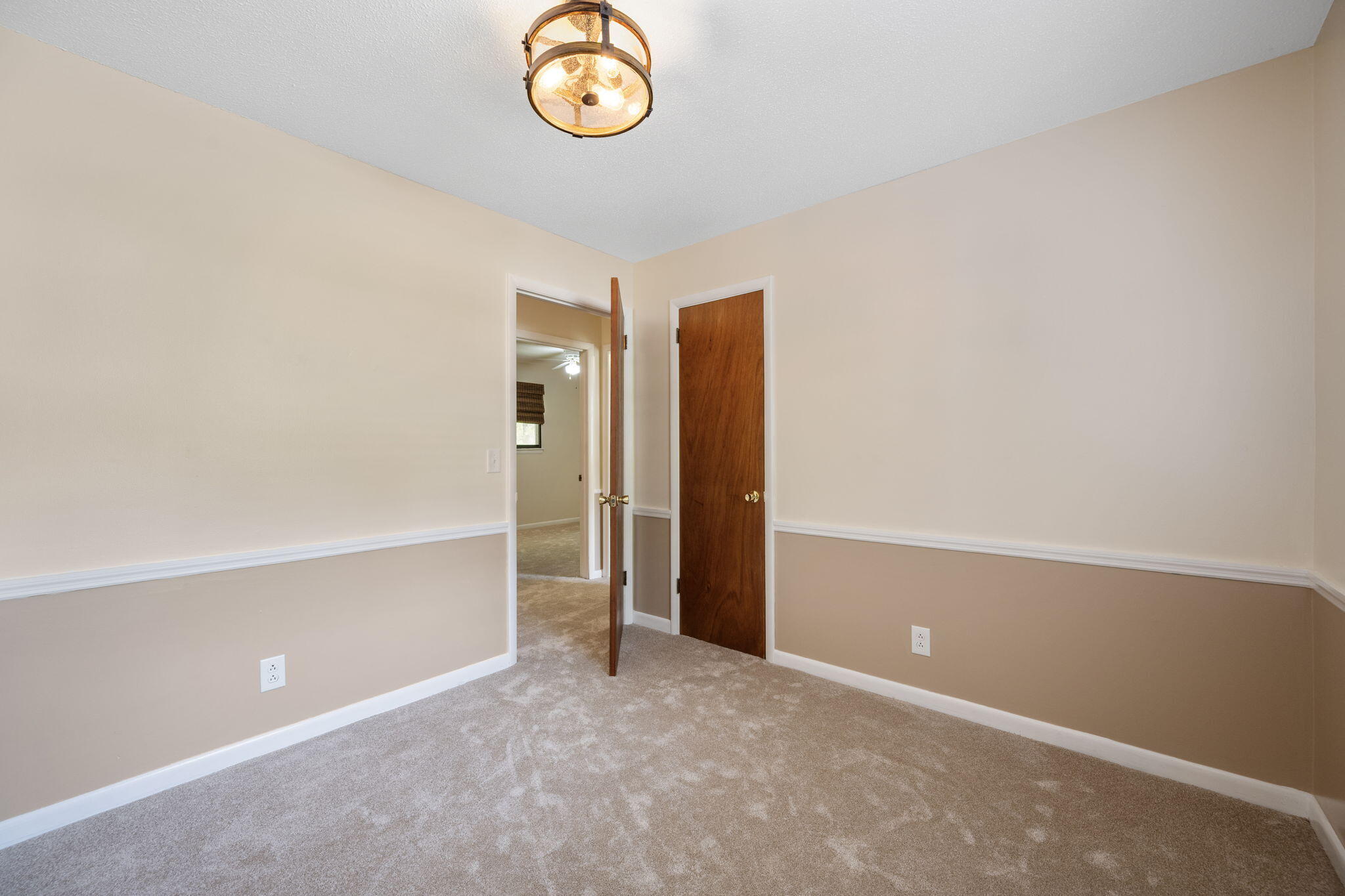 8326 Middle Road Ooltewah, TN 37363 - Photo 15 of 29 12-web-or-mls-DSC_8600-84