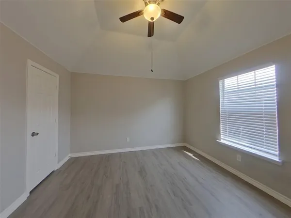 $2,969 | 1533 Mill Creek Drive, DeSoto, TX 75115