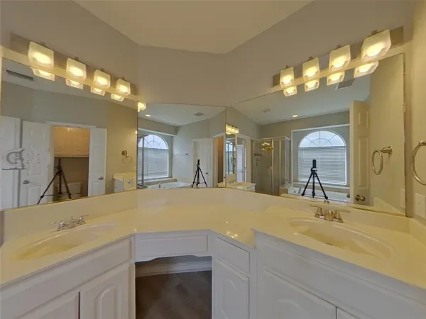 $2,969 | 1533 Mill Creek Drive, DeSoto, TX 75115