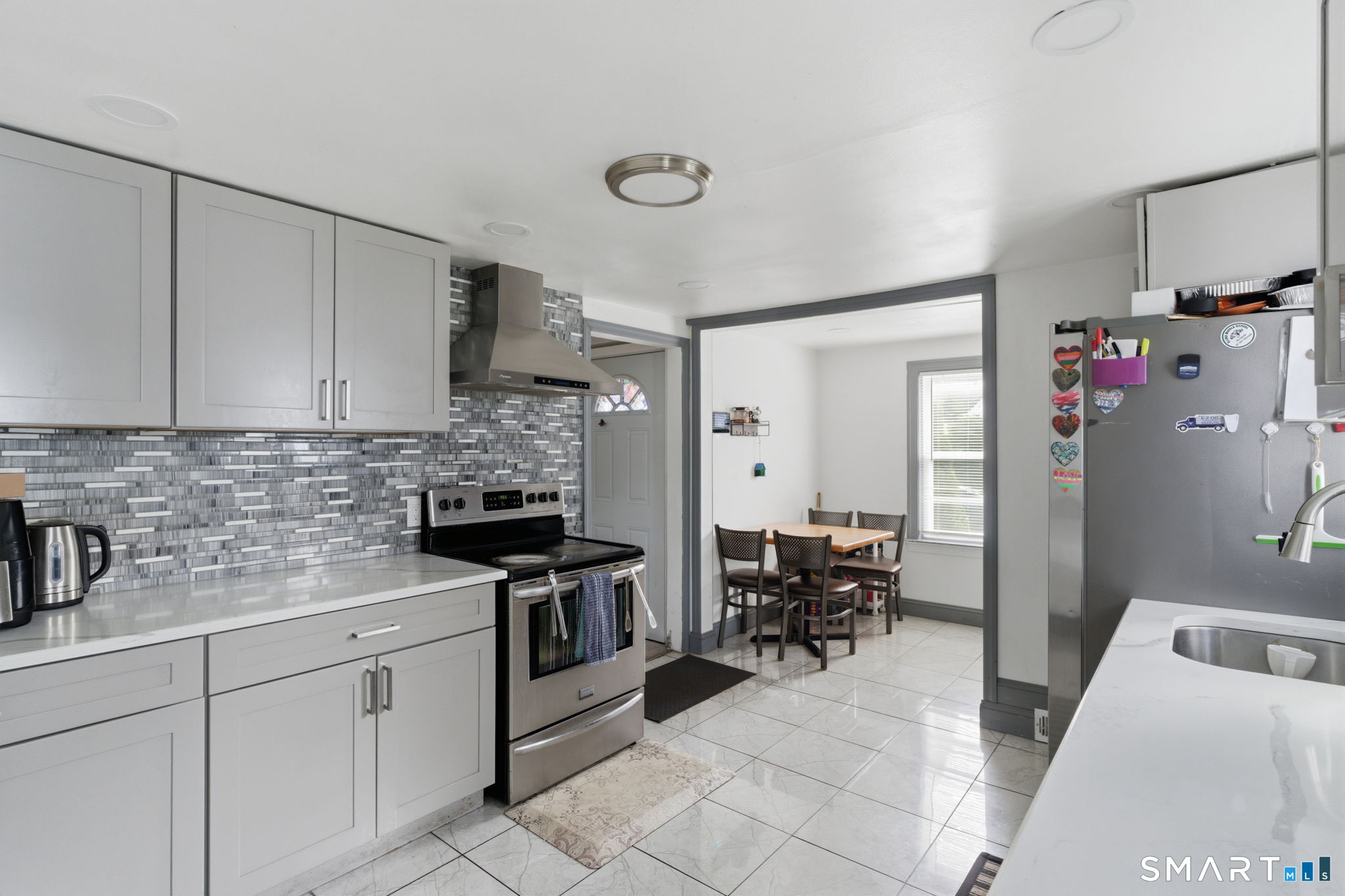 64 McKinley Street Manchester, CT 06040 - Photo 6 of 36
