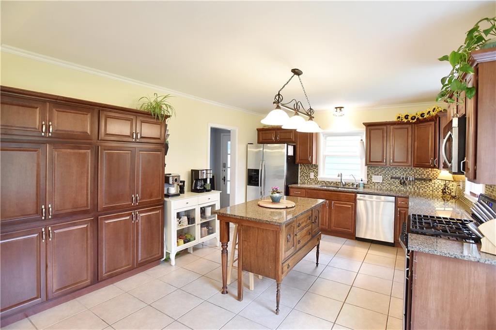 7070 Dover Road Indianapolis, IN 46220 - Photo 16 of 43 Gallery Image 16