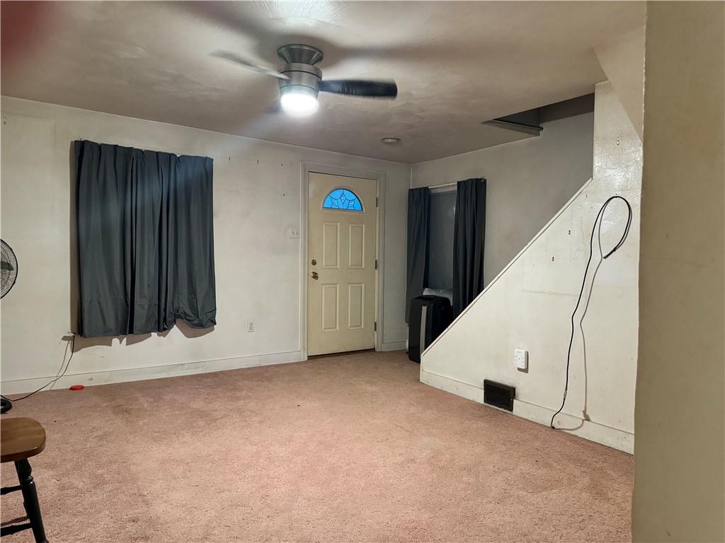 403 East Willock Road Pittsburgh, PA 15227 - Photo 3 of 4 Gallery Image 3