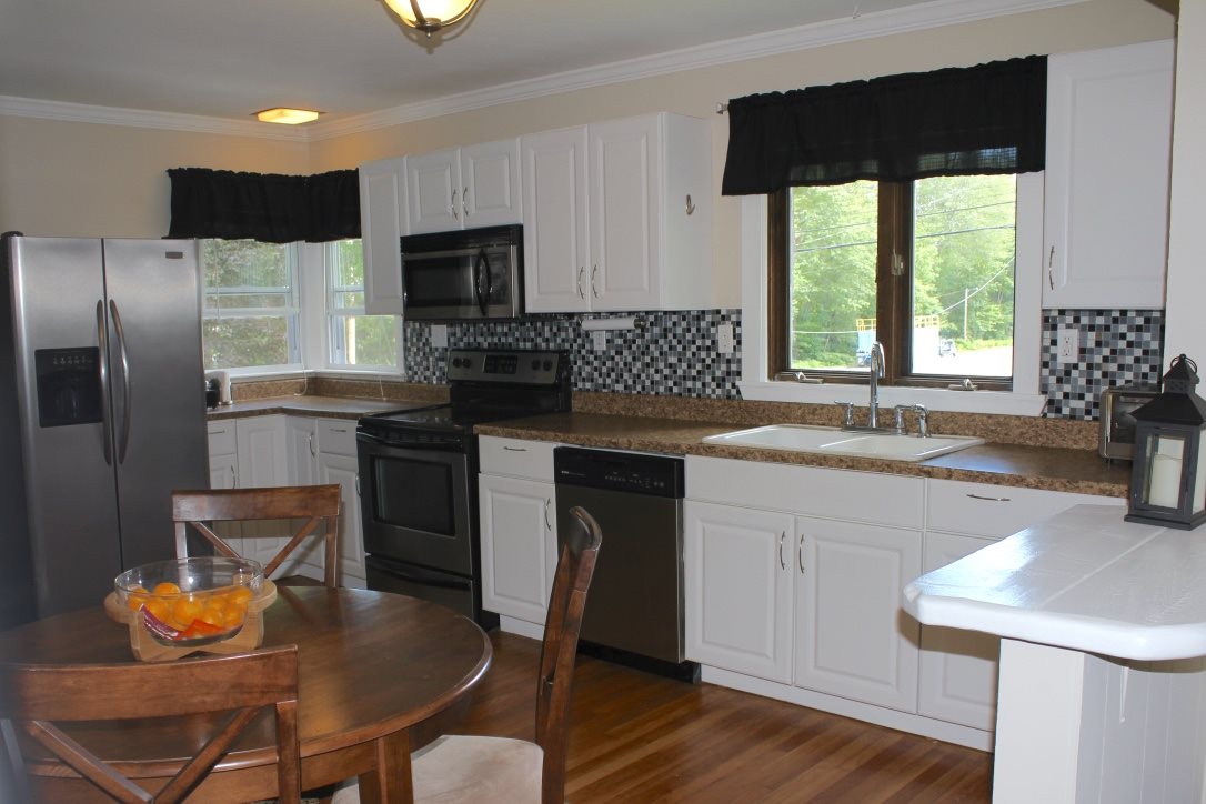 30 Wallace Road Goffstown, NH 03045 - Photo 8 of 16