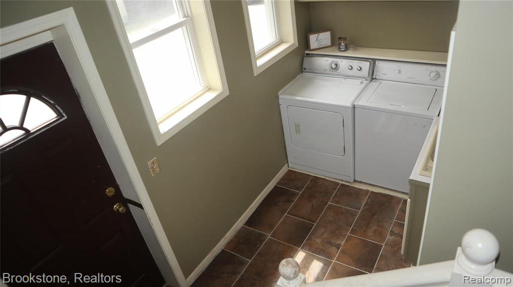 5180 Merritt Road Ypsilanti, MI 48197 - Photo 8 of 28