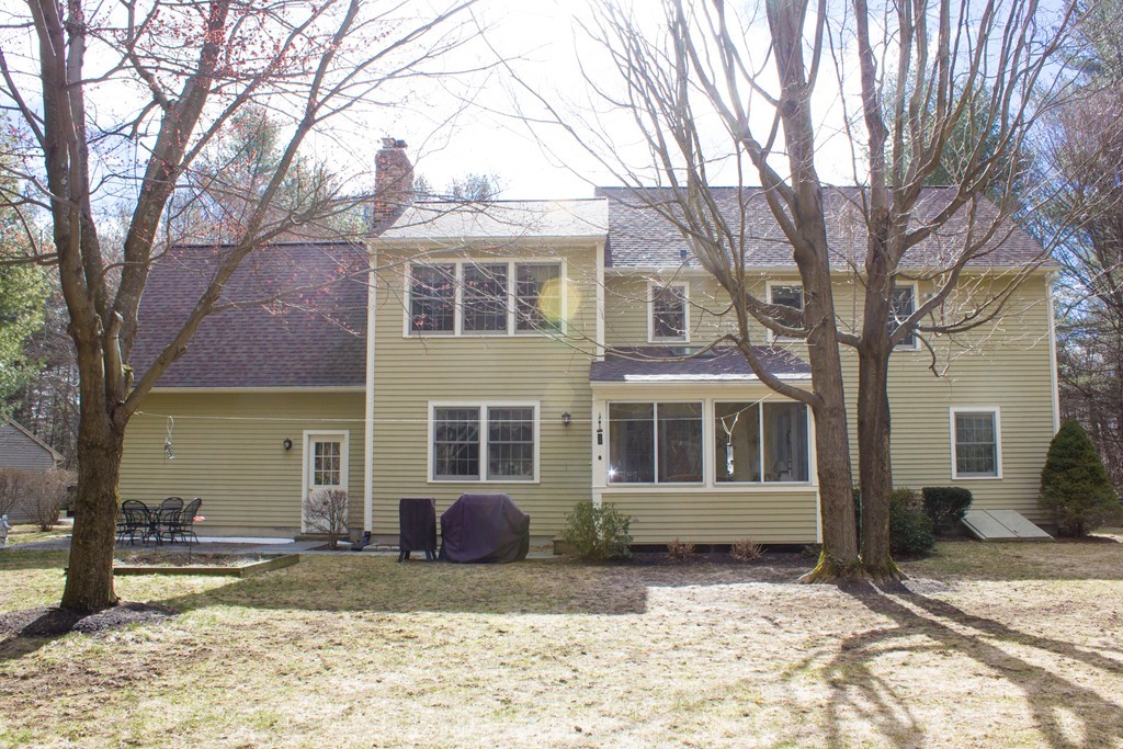 55 S Road Holden, MA 01520 - Photo 2 of 29