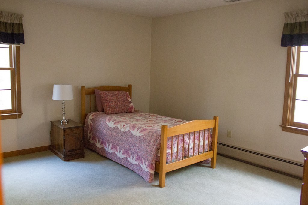55 S Road Holden, MA 01520 - Photo 26 of 29