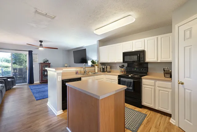 $314,000 | 141 Shadow Glen Drive, Nashville, TN 37211