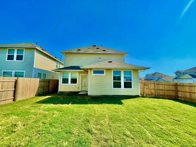 $2,075 | 111 Living Reef Drive, Maxwell, TX 78656