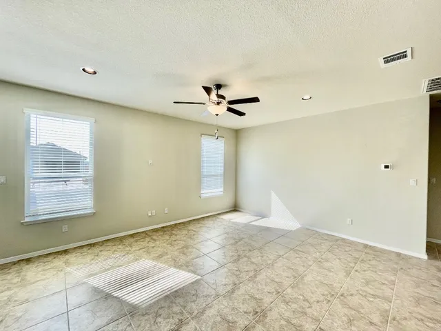 $2,075 | 111 Living Reef Drive, Maxwell, TX 78656