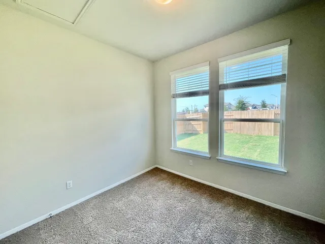 $2,075 | 111 Living Reef Drive, Maxwell, TX 78656