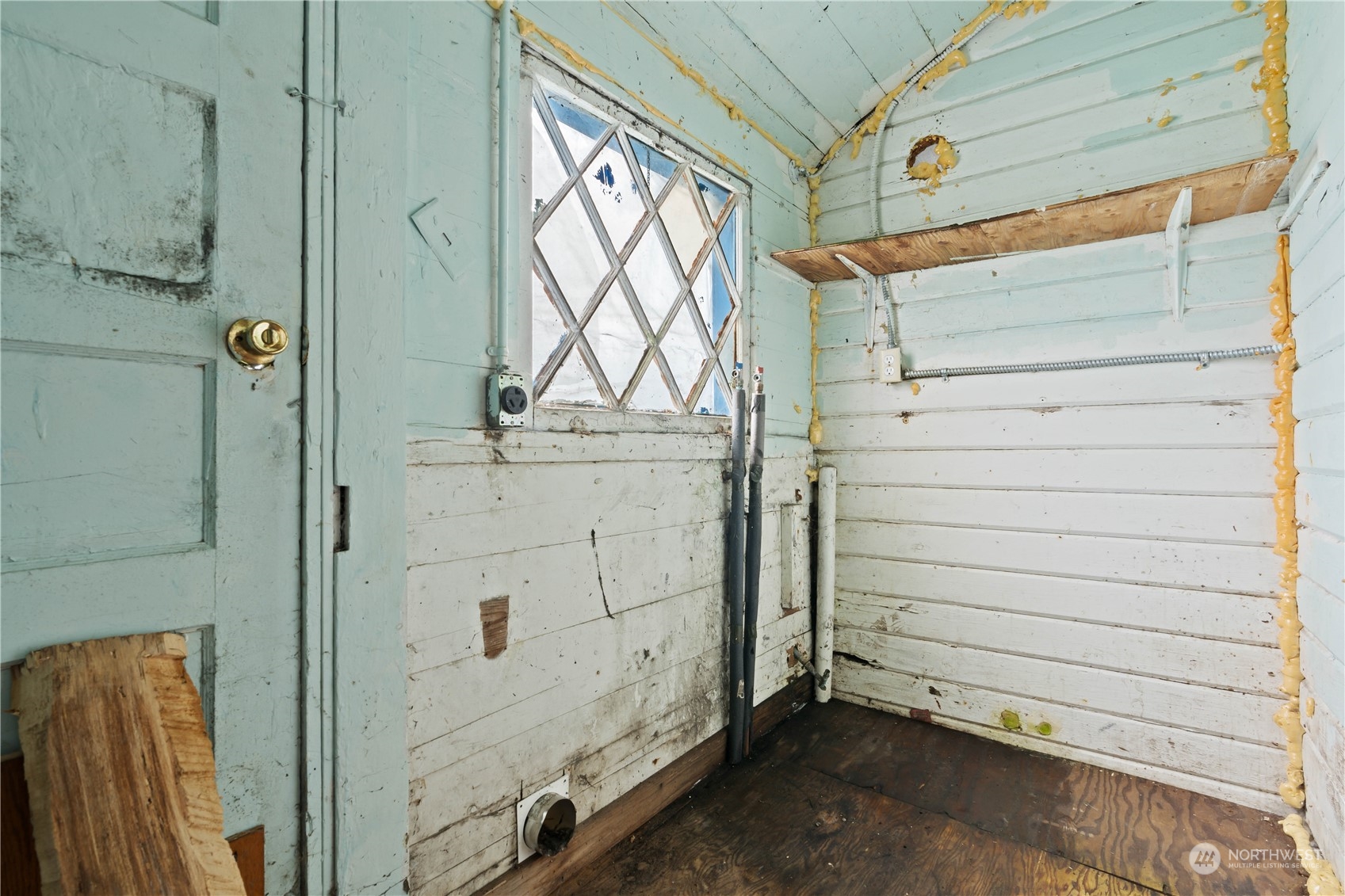 322 4th Street Roy, WA 98580 - Photo 6 of 29 a view of a door