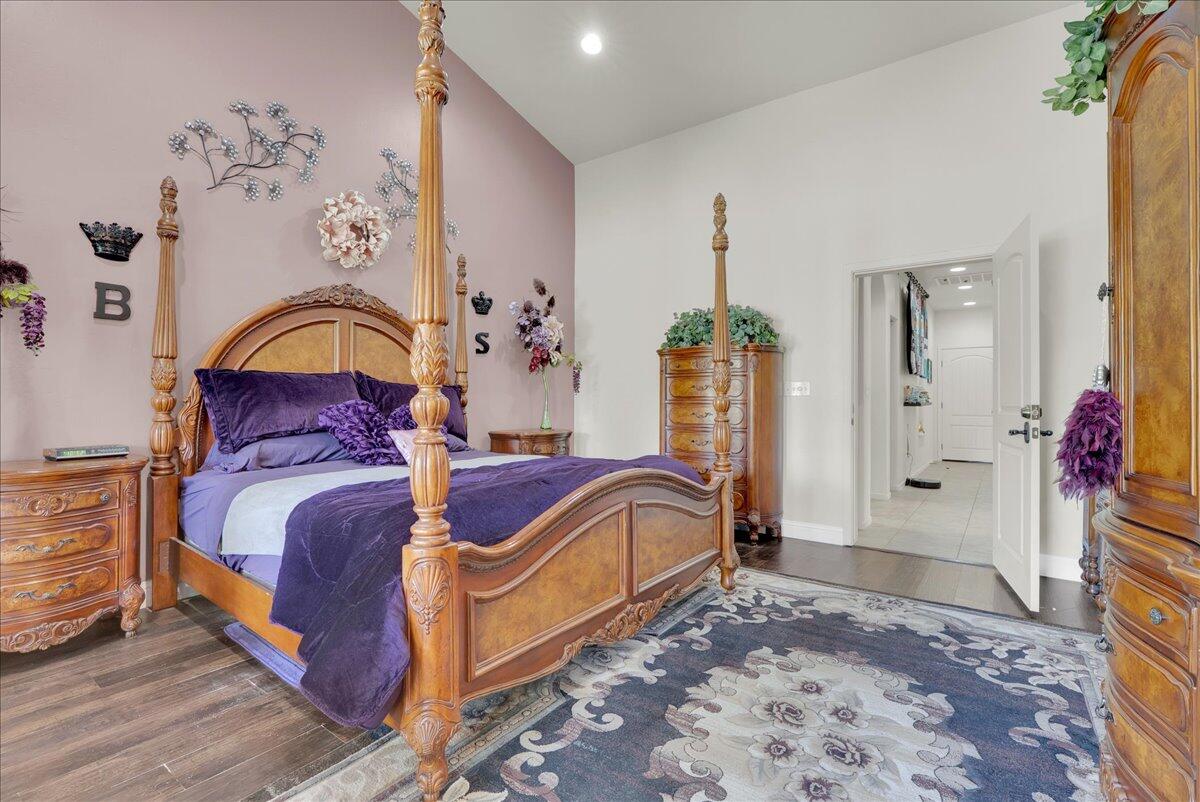 32815 Riverside Drive Springville, CA 93265 - Photo 42 of 84 Master Bedroom