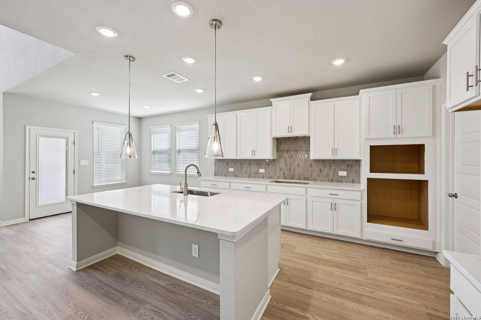 10409 Bluefish Way Boerne, TX 78006 - Photo 15 of 48